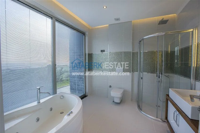 Приобрести Элитный коттедж на побережье Средиземного моря 40 