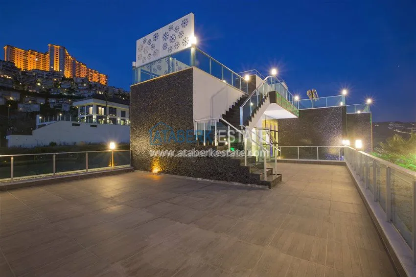 Приобрести Элитный коттедж на побережье Средиземного моря 52 