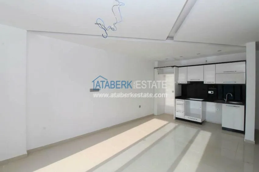 Приобрести Апартаменты 1+1 в благоустроенном комплексе на первой линии 4 