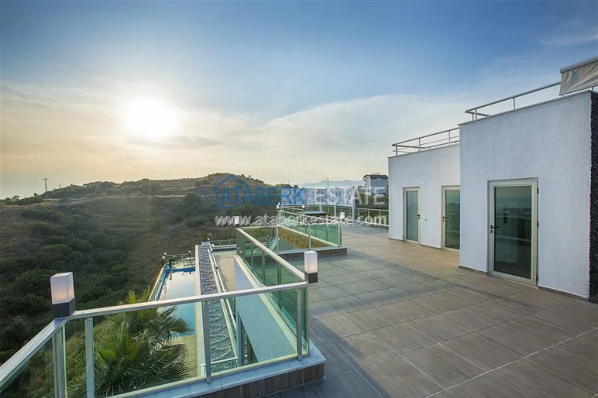 Приобрести Элитный коттедж на побережье Средиземного моря 53 