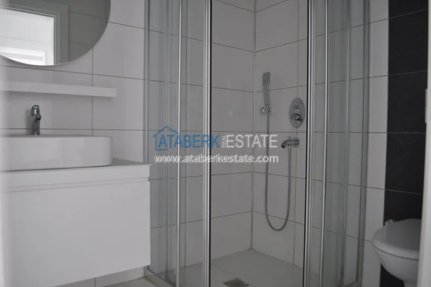 Приобрести Трехкомнатная квартира в современном комплексе Махмутлара 11 