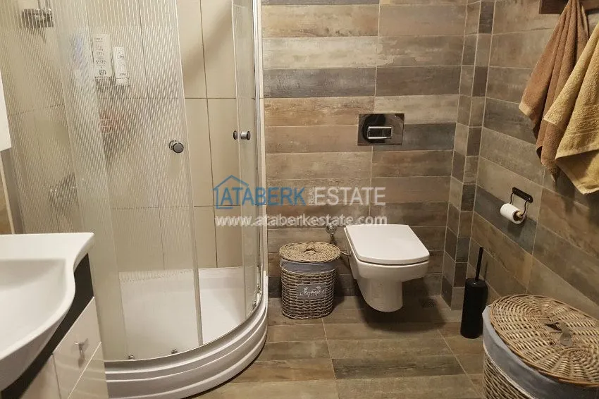 Приобрести Вилла со своим участком земли, с мебелью и техникой, ждет своего хозяина! 30 