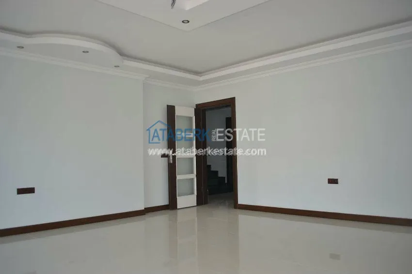 Приобрести Дуплекс 6+1 с панорамным видам в 350 метрах от Средиземного моря. 6 