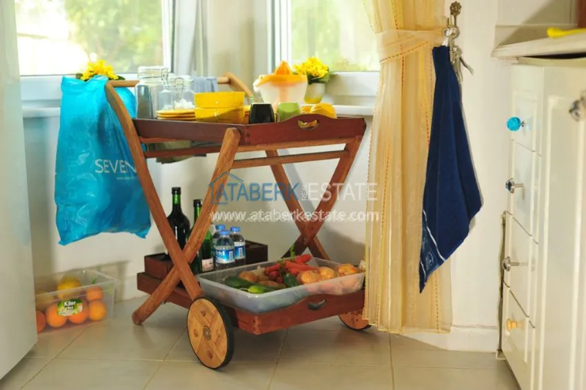 Приобрести Вилла в 300 метрах от Средиземного моря в районе Демирташ, Алания 11 