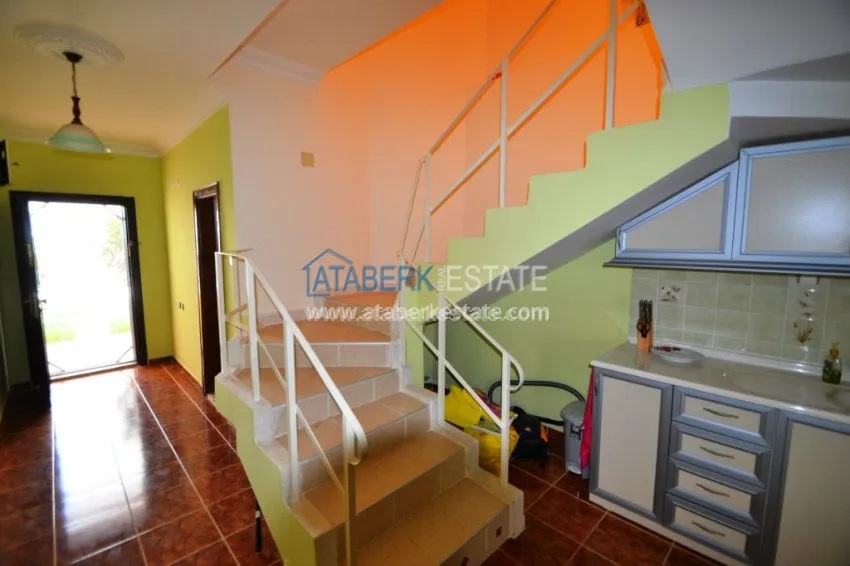 Приобрести Вилла с мебелью на берегу моря. 3 