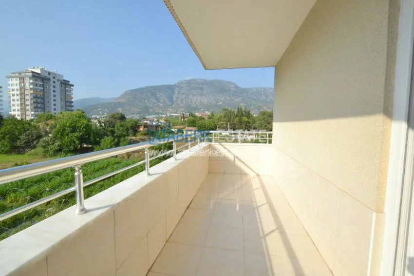 Приобрести Просторные апартаменты в 350 метрах от пляжей. 2 