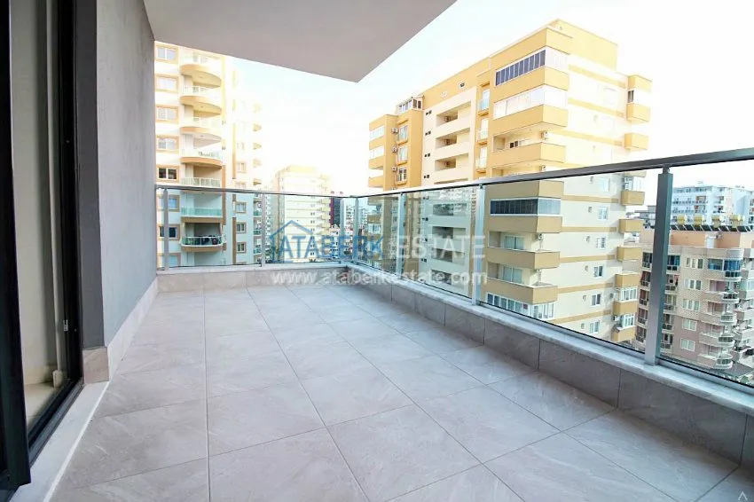 Приобрести Новая квартира 2+1 в новом доме в Махмутларе от собственника 10 