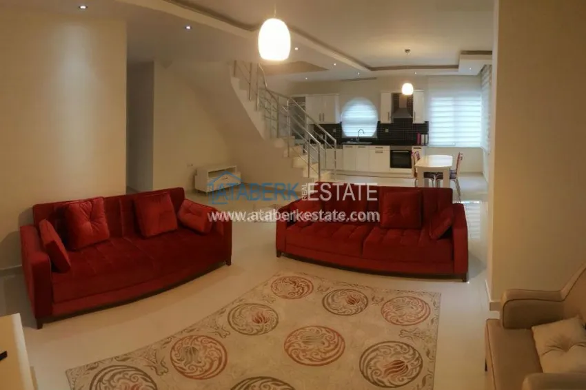 Приобрести Дуплекс с выходом в сад в 150 метрах от моря. 3 