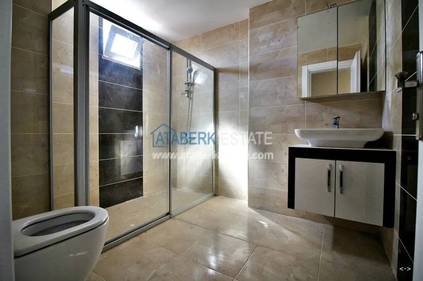 Приобрести Дуплекс 3+1 в популярном районе Махмутлар. 4 