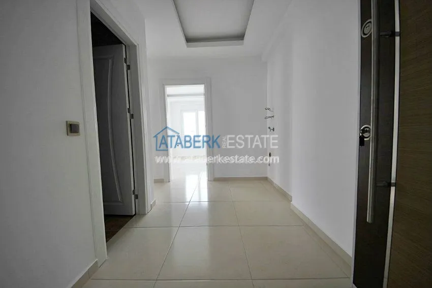 Приобрести Просторные апартаменты в потрясающим видом на море и горы. 1 