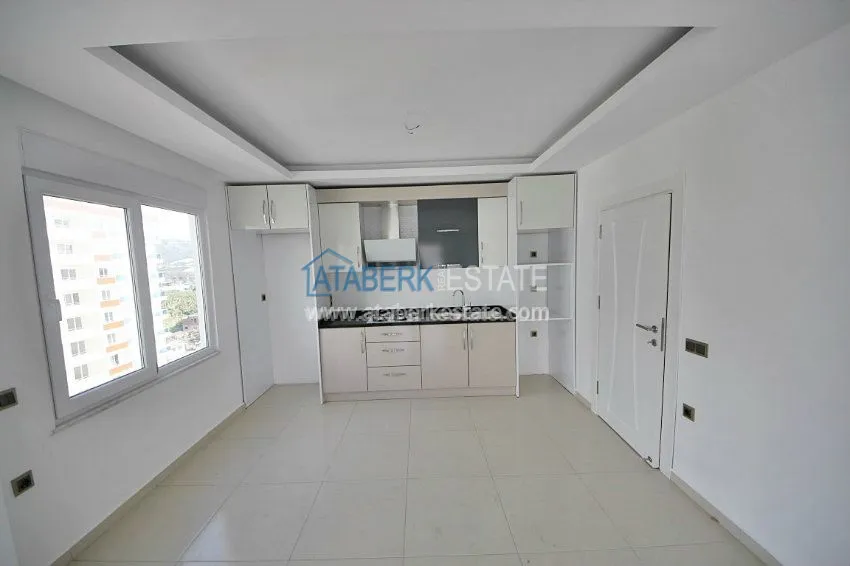 Приобрести Просторные апартаменты в потрясающим видом на море и горы. 4 