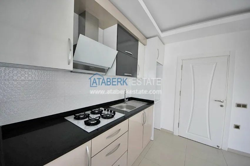 Приобрести Просторные апартаменты в потрясающим видом на море и горы. 8 