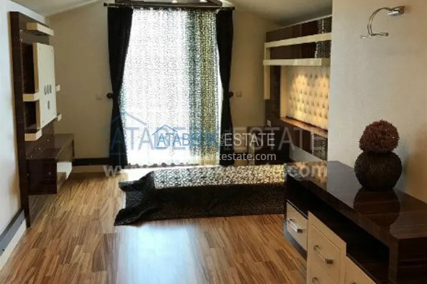 Приобрести Частная вилла с собственным участком в Кемере 1 