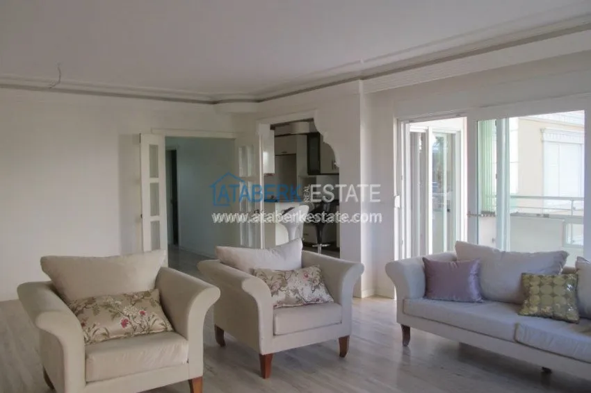 Приобрести Апартаменты с тремя спальнями в европейском районе Оба. 1 