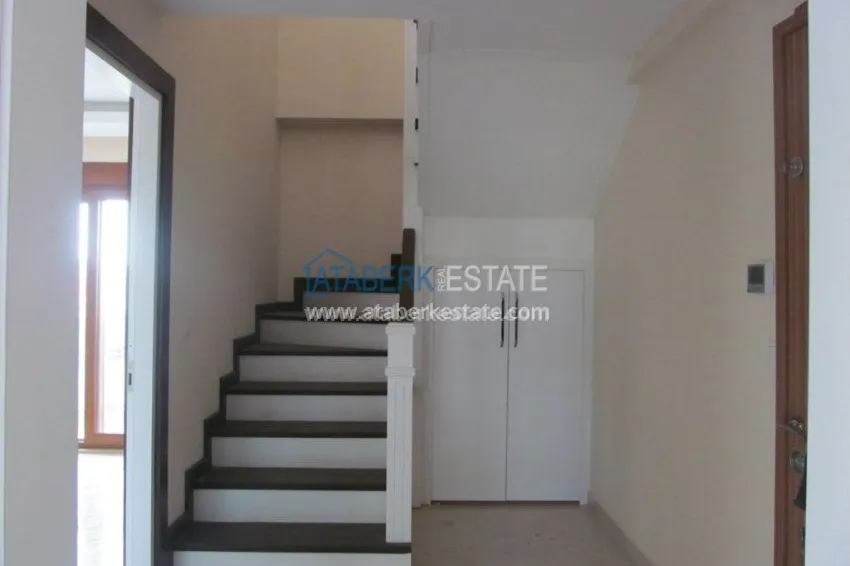 Приобрести Дуплекс из 5ти комнат в 400 метрах от пляжей Клеопатры. 6 