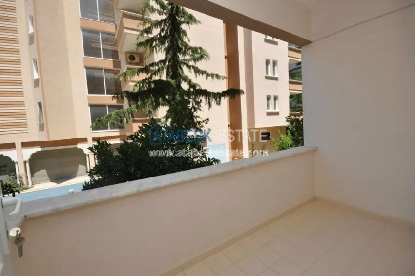 Приобрести Большая квартира в городском доме. 11 