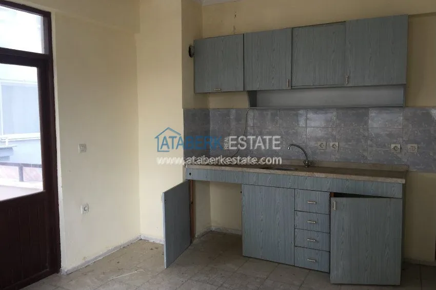 Приобрести Бюджетная квартира 1+1 в городском доме. 4 