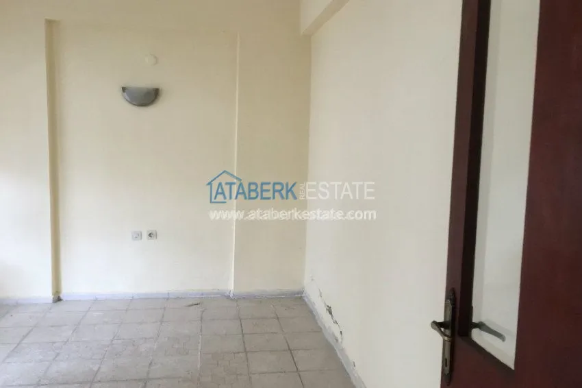 Приобрести Бюджетная квартира 1+1 в городском доме. 10 