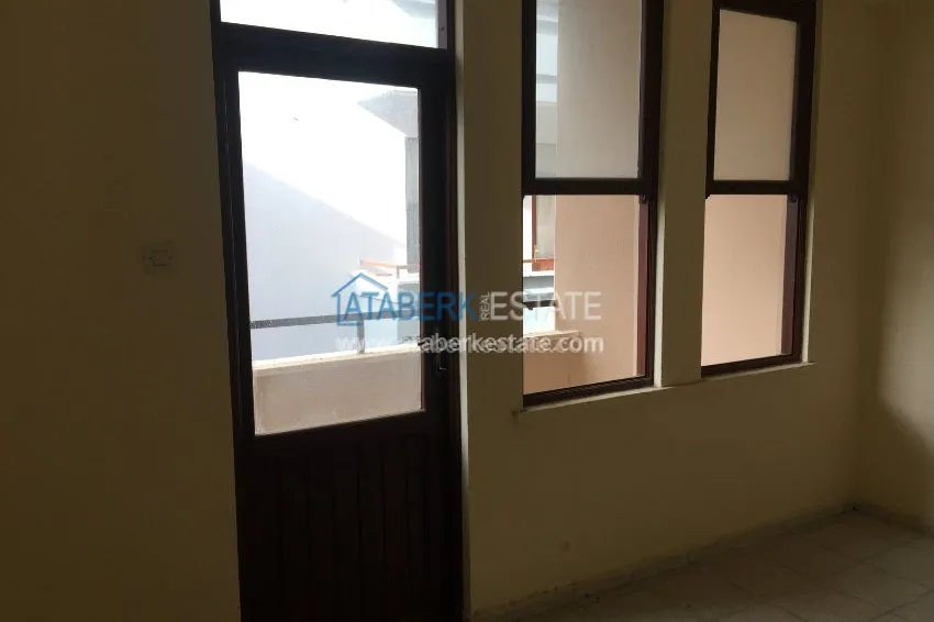 Приобрести Бюджетная квартира 1+1 в городском доме. 11 