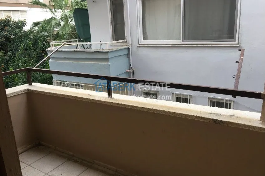 Приобрести Бюджетная квартира 1+1 в городском доме. 12 