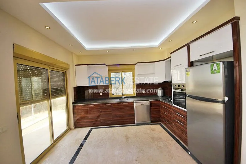 Приобрести Вилла с потрясающим видом в Каргыджак 3 