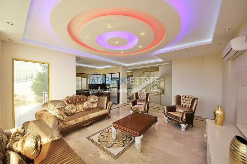 Приобрести Вилла с потрясающим видом в Каргыджак 5 