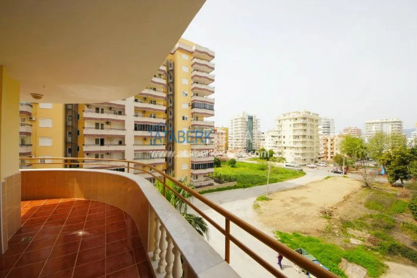 Приобрести Меблированная 2+1 от собственника в надежном, добротном доме от известного застройщика 15 