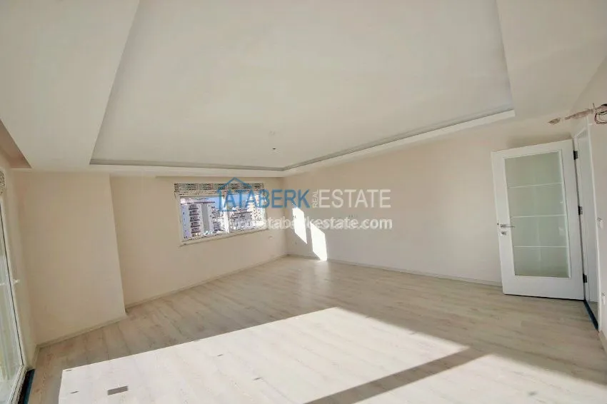 Приобрести Видовая 3+1 в новострое на центральной улице Махмутлара 10 