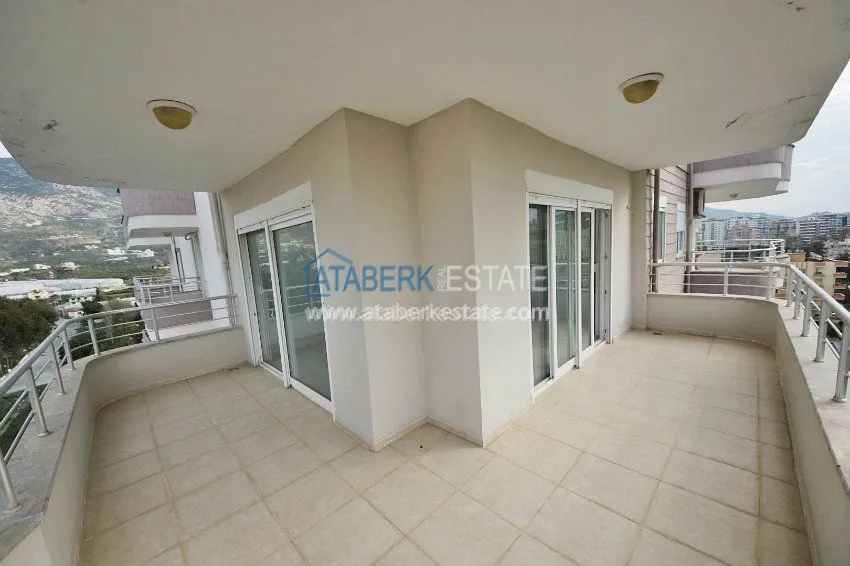 Приобрести Дуплекс с 5 комнатами в 300 мерах от пляжей. 14 