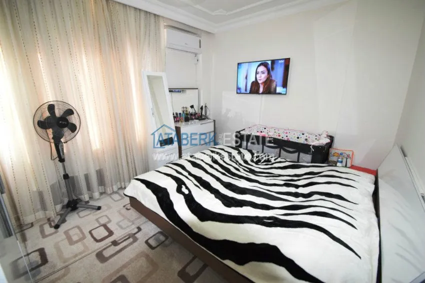 Приобрести Трехкомнатная квартира в комплексе, расположенном на первой береговой линии от собственника 3 