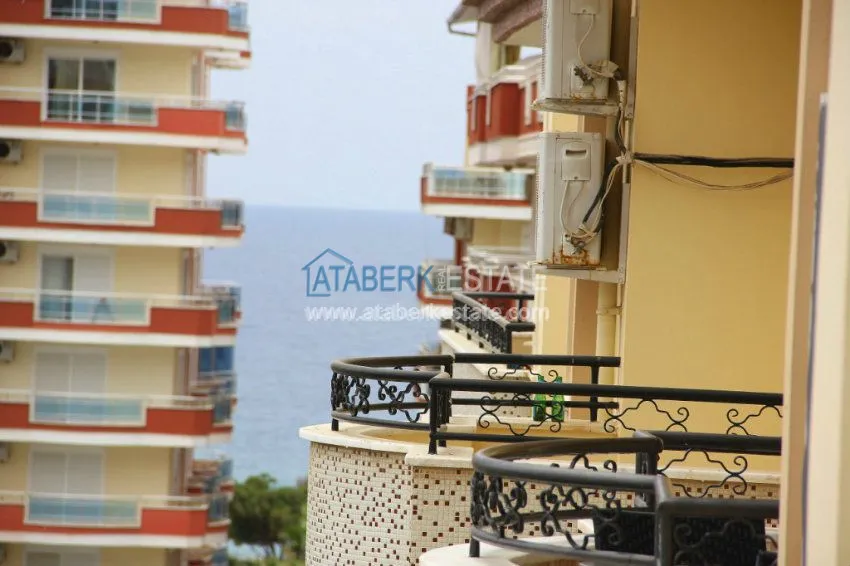 Приобрести Апартаменты 3+1 в уютном жилом комплексе с бассейном 30 