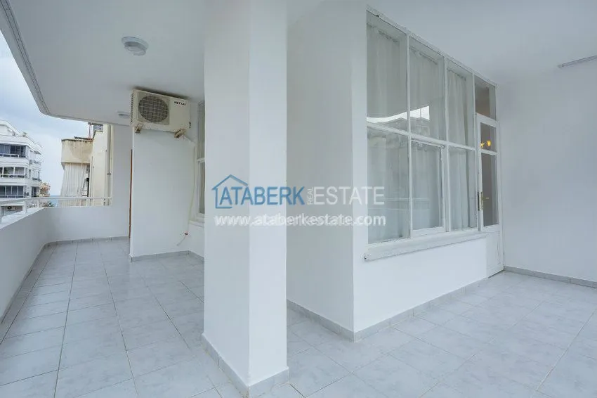 Приобрести Трехкомнатная квартира в Махмутларе 14 