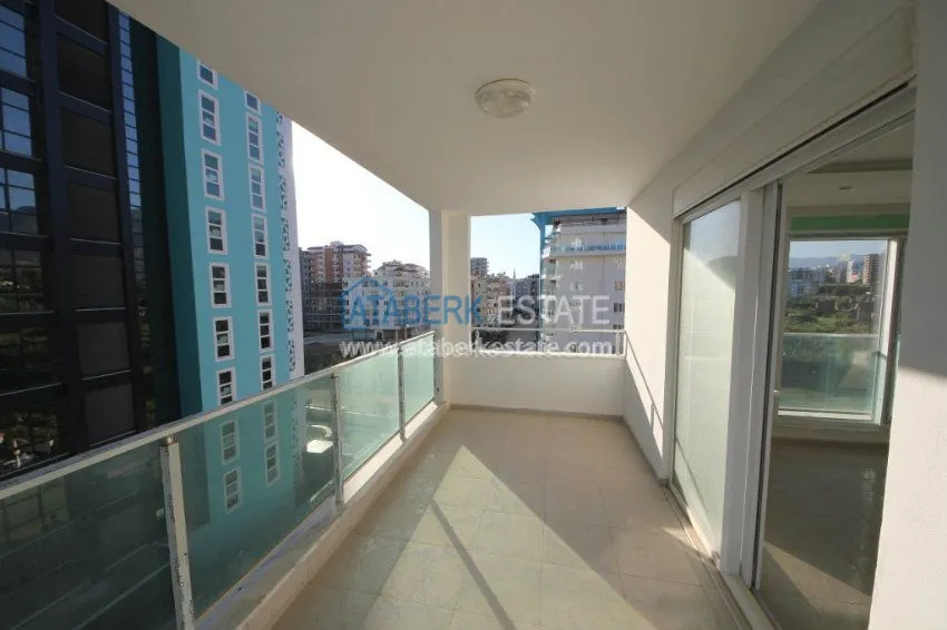 Приобрести Апартаменты 1+1 в  современном комплексе от надежного застройщика в районе Махмутлар 28 