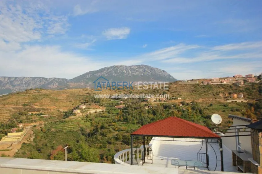 Приобрести Вилла с собственным бассейном и 4 спальнями в районе Махмутлар. 4 