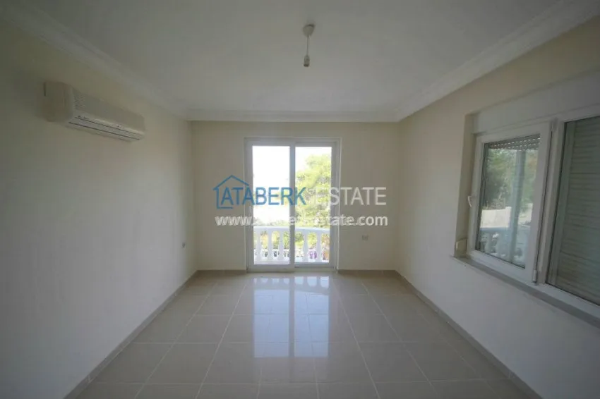 Приобрести Вилла с собственным бассейном и 4 спальнями в районе Махмутлар. 12 