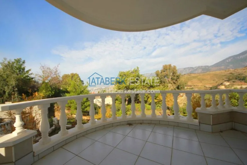 Приобрести Вилла с собственным бассейном и 4 спальнями в районе Махмутлар. 16 