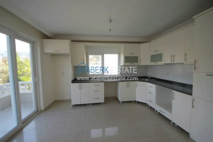 Приобрести Вилла с собственным бассейном и 4 спальнями в районе Махмутлар. 25 