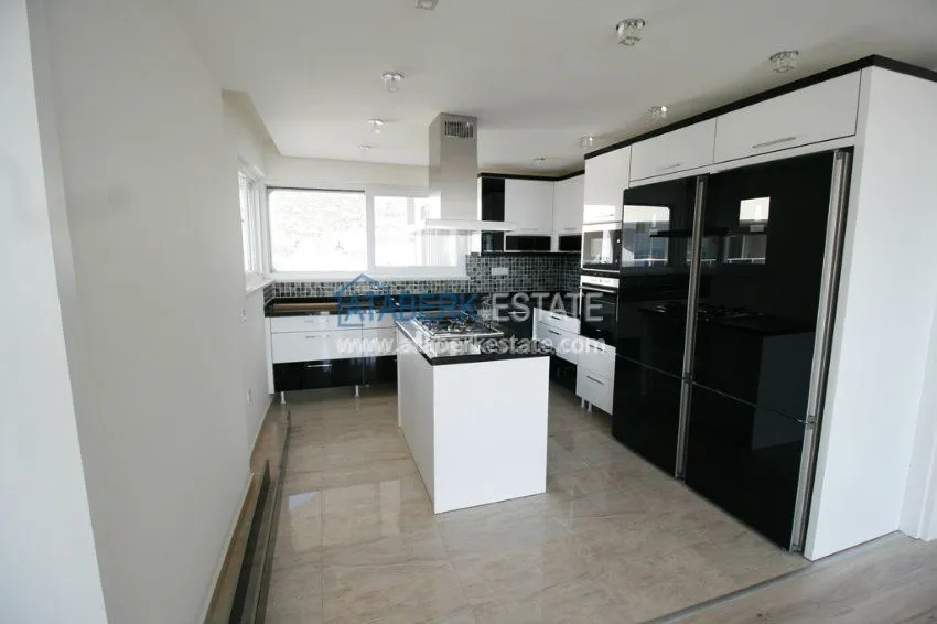 Приобрести Просторный Дуплекс 5+1 в Джикджилли 1 