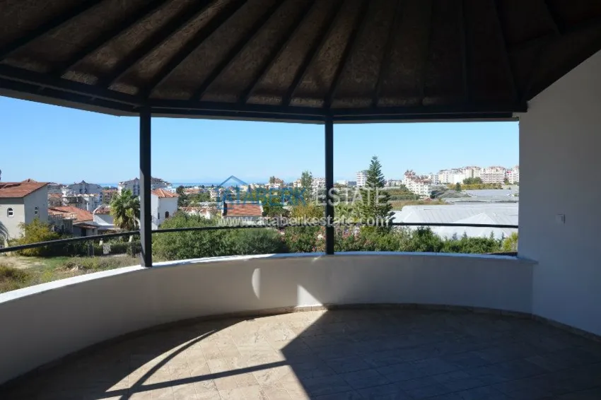 Приобрести Вилла со своим участком земли, с мебелью и техникой, ждет своего хозяина! 31 