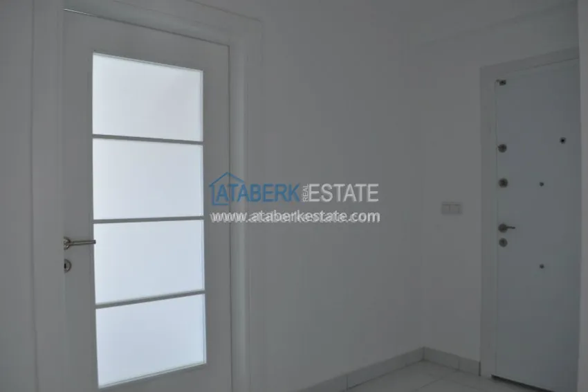 Приобрести Трехкомнатная квартира в современном комплексе Махмутлара 14 