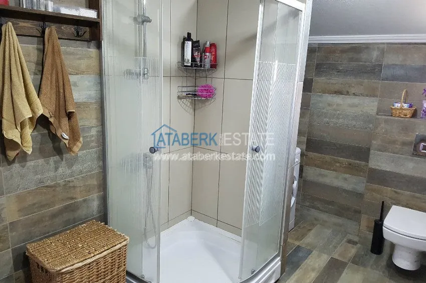 Приобрести Вилла со своим участком земли, с мебелью и техникой, ждет своего хозяина! 33 