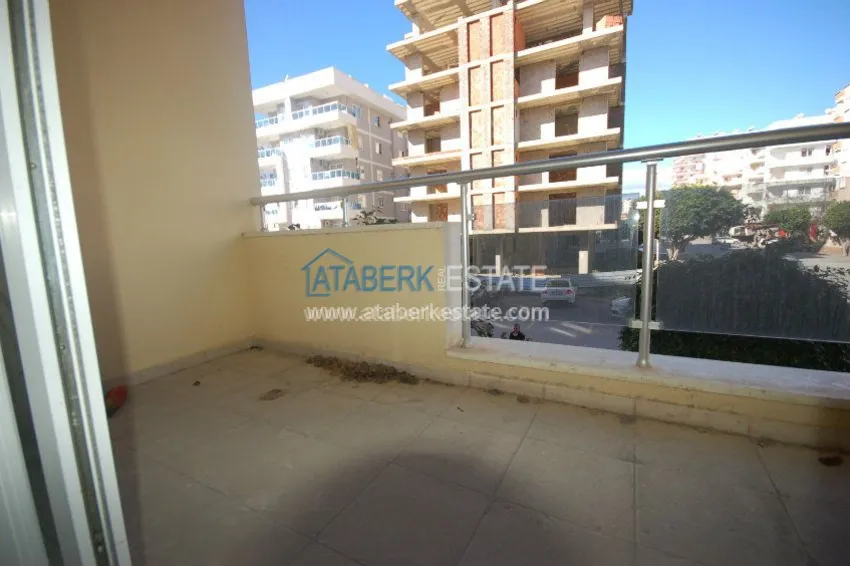 Приобрести Меблированная трехкомнатная квартира в комплексе с бассейном в Алании, 120 м2 19 