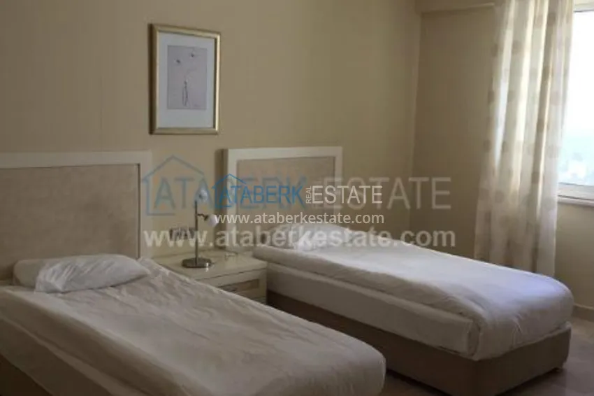 Приобрести Сдается в аренду трехкомнатная квартира с прекрасным видом на территории знаменитого комплекса 18 