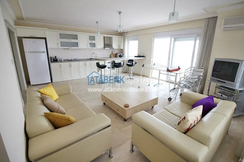 Приобрести Меблированная 2+1 с прямым видом на море от собственника в 50м от пляжа 4 