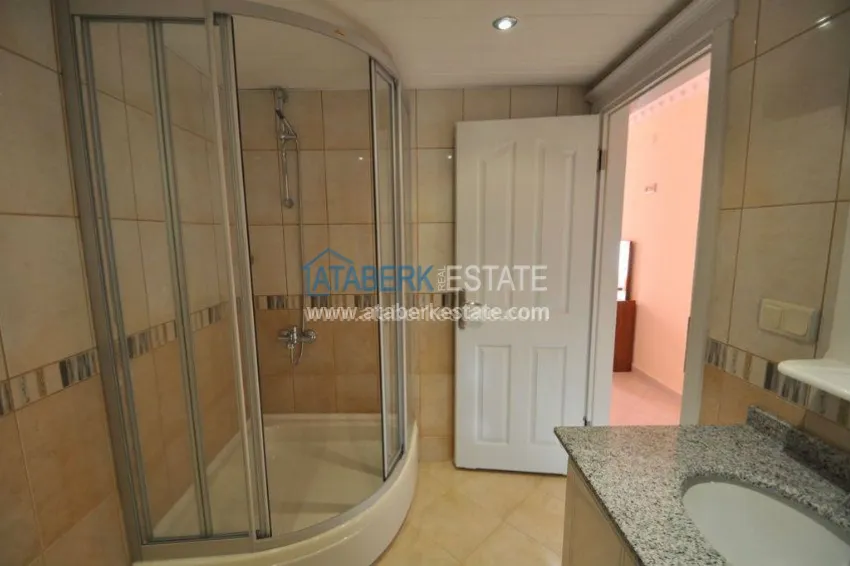 Приобрести В Махмутларе меблированная трехкомнатная квартира. 25 