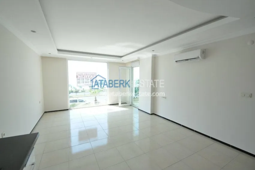 Приобрести Трехкомнатная квартира на первой линии от моря 7