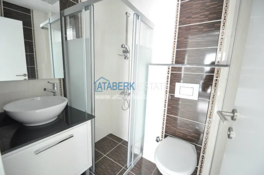 Приобрести Трехкомнатная квартира на первой линии от моря 10