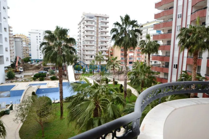 Приобрести Апартаменты 2+1 в жилом комплексе района Махмутлар 4 