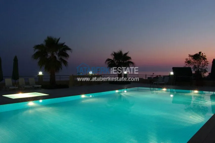 Апартаменты в центре Алании у пляжа Клеопатры 10 