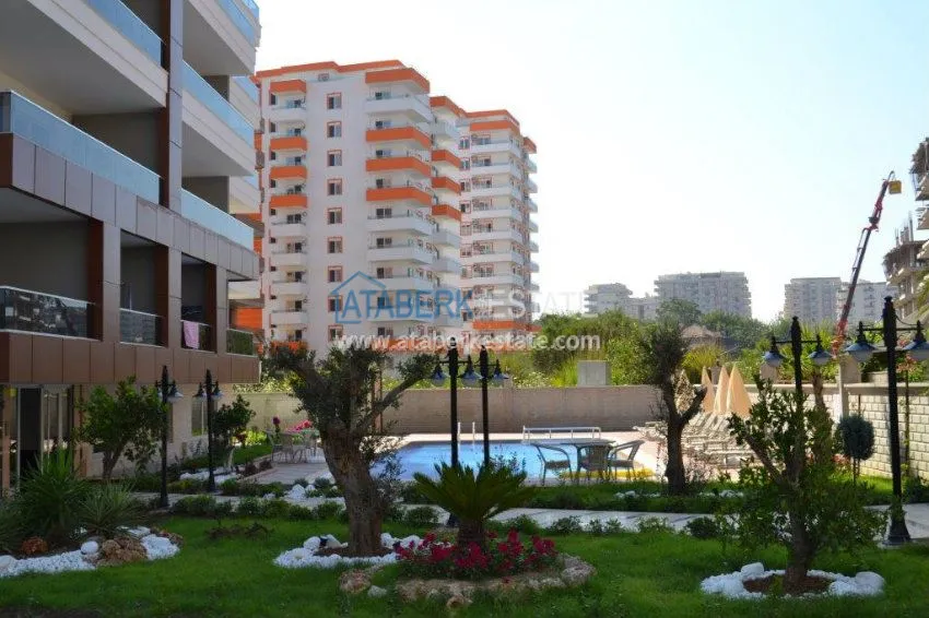 Квартиры с качественной отделкой в комплексе с зимним бассейном 3